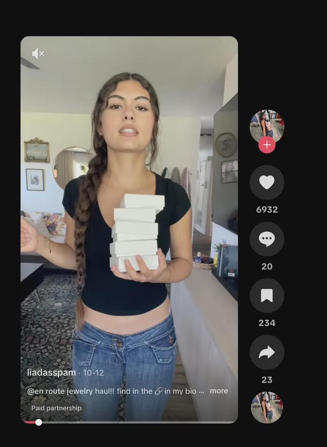 Maria等合作过的高ROI海外红人名单瓦力游戏试玩头部首饰出海品牌Melind