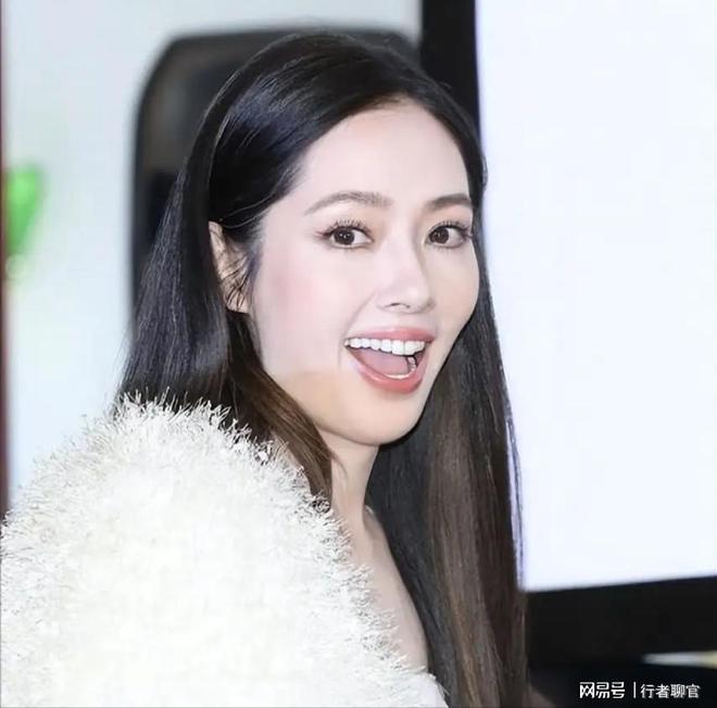 钱向佐带娃有时异地但豪门日子藏不住了瓦力棋牌游戏郭碧婷手撕谣言：婆婆给(图8)